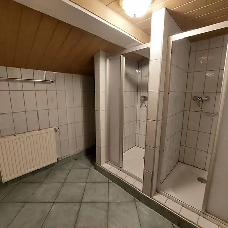 Hotel Gruppenhaus Christianhof - Ideales Lager Fuer Euren Bikeurlaub Mit Selbstversorgung