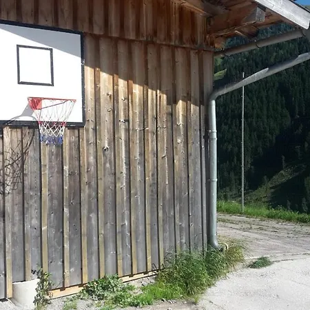 Gruppenhaus Christianhof - Ideales Lager Fuer Euren Bikeurlaub Mit Selbstversorgung Saalbach-Hinterglemm