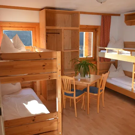 Gruppenhaus Christianhof - Ideales Lager Fuer Euren Bikeurlaub Mit Selbstversorgung Hotel 3*